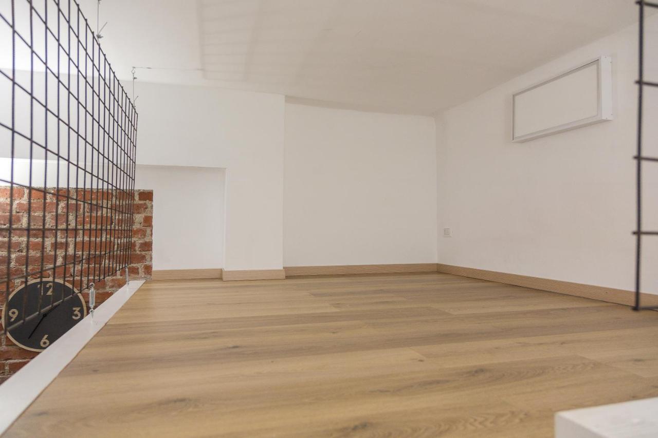 Volvinioone Monolocale Uso Esclusivo In Cermenate Milão Exterior foto